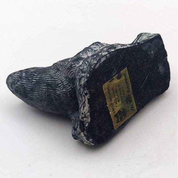 Wolf Original Carved Stone and Marble Seal Sculpture Figurine Canada Edmund Wolf - Picture 7 of 7